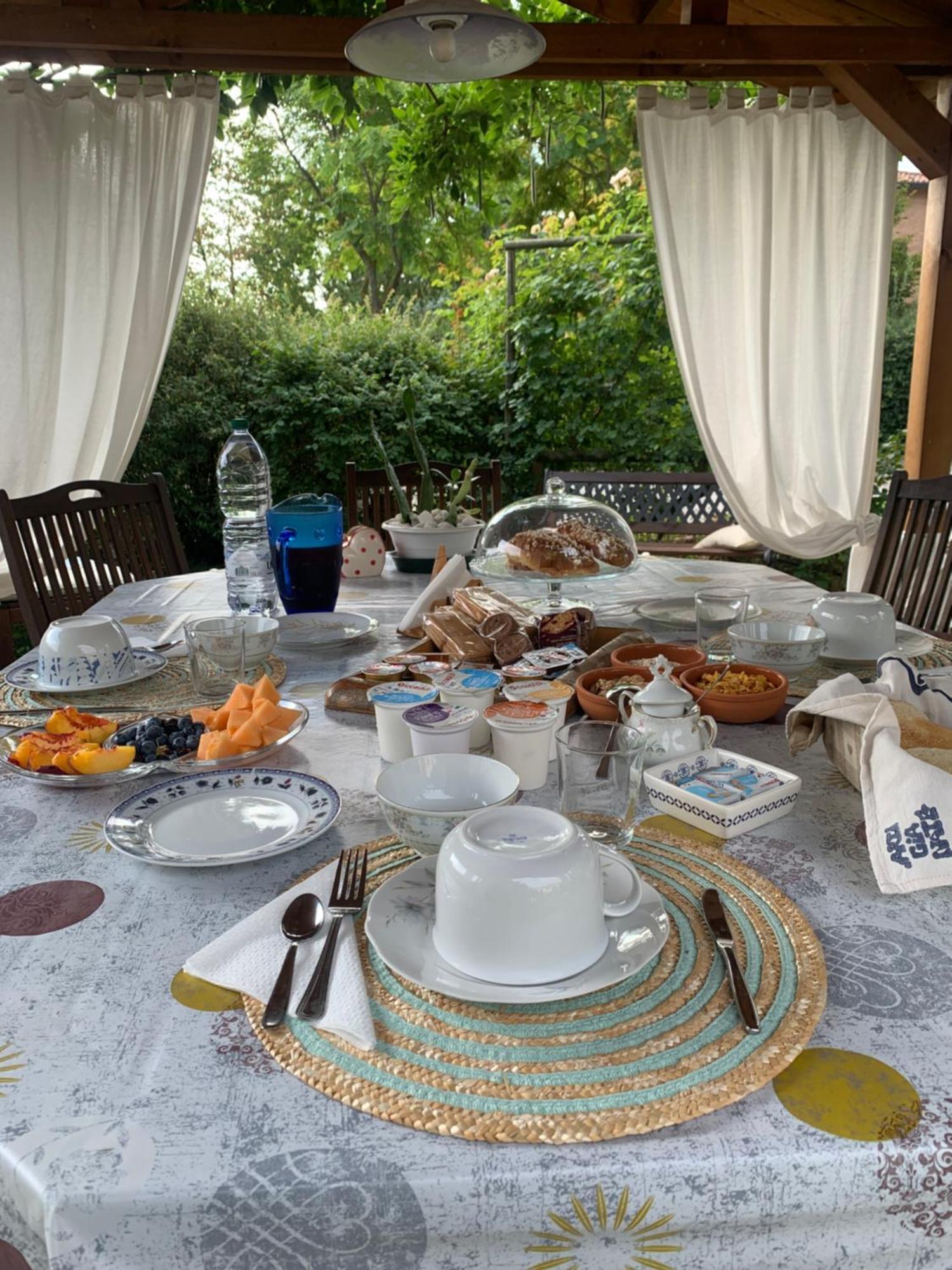 La Casa Di Biba Bed and Breakfast Massa Lombarda Exteriör bild
